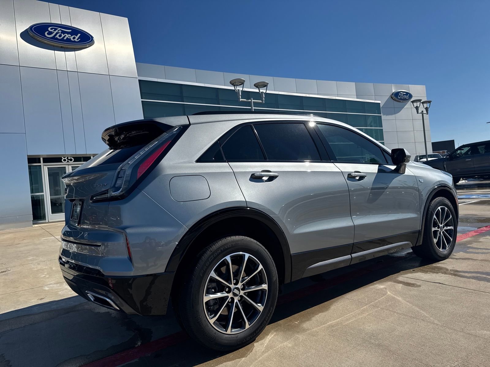 Used 2024 Cadillac XT4 Sport image 5