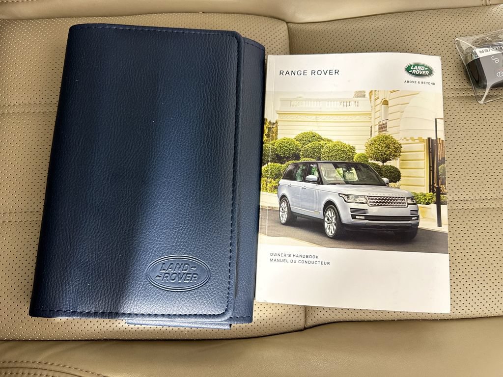 Used 2017 Land Rover Range Rover Supercharged AWD/4WD image 44