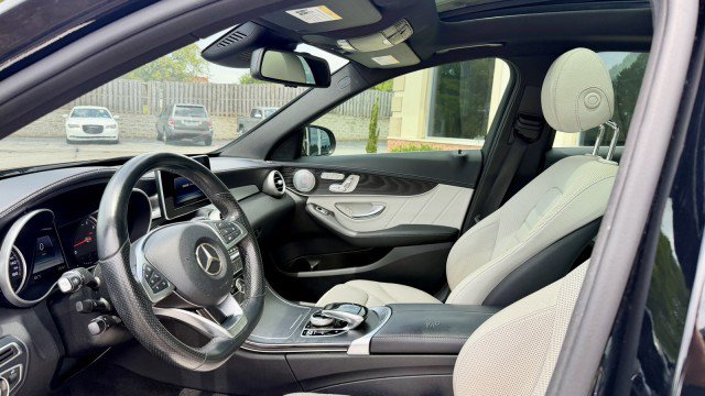 Used 2016 Mercedes-Benz C 300 4MATIC Sedan image 6