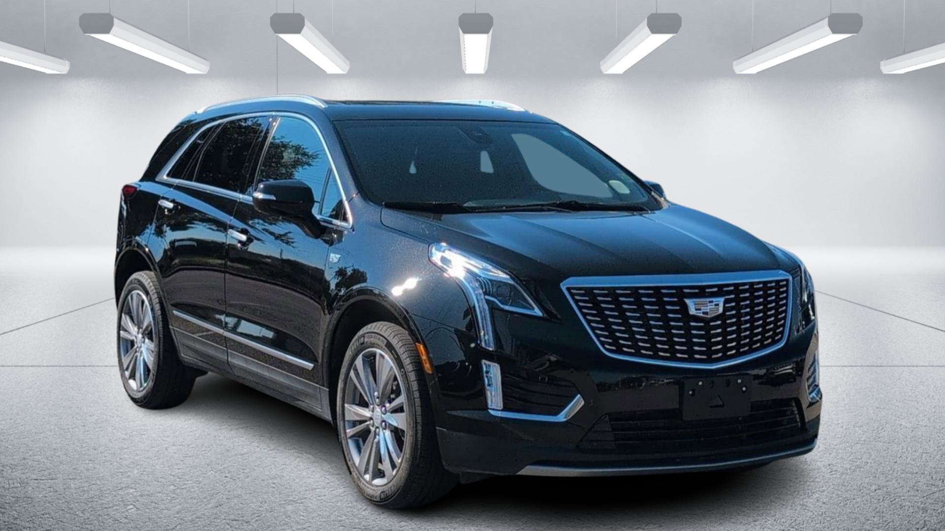 Certified 2025 Cadillac XT5 Premium Luxury image 7