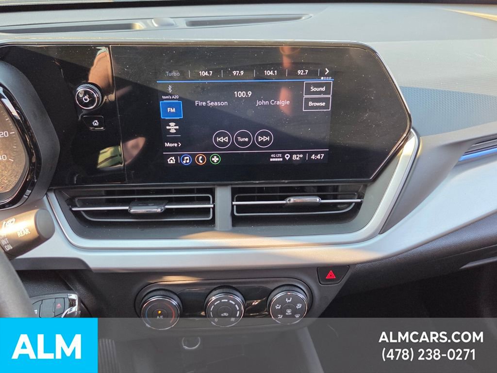 Used 2025 Chevrolet Trax LS image 19