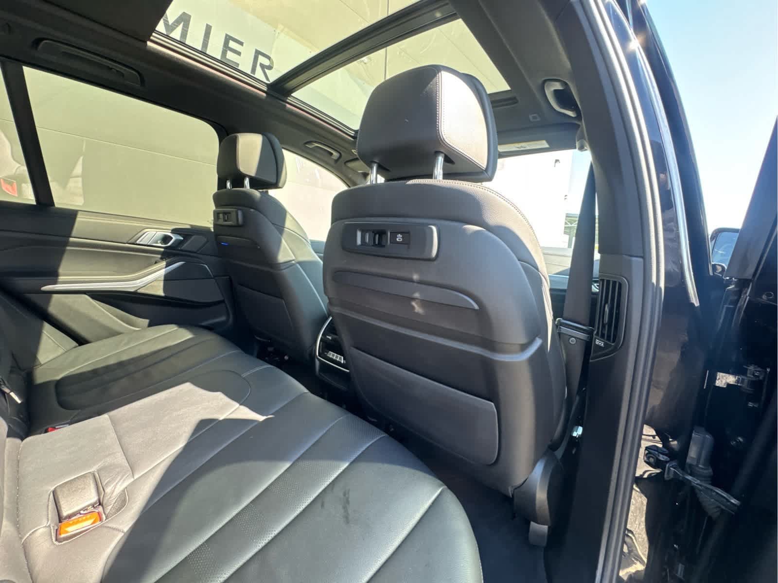 Used 2020 BMW X5 M50i w/ Premium Package AWD/4WD image 26
