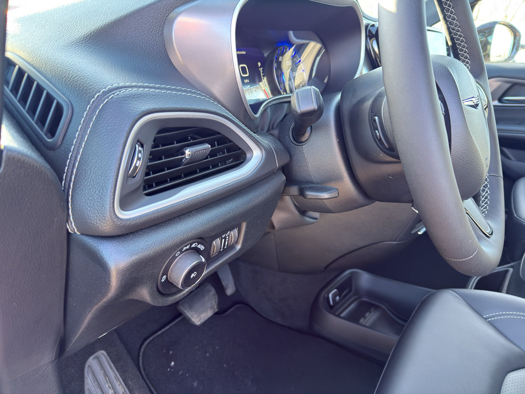 New 2026 Chrysler Pacifica Select w/ S Appearance Package FWD image 14