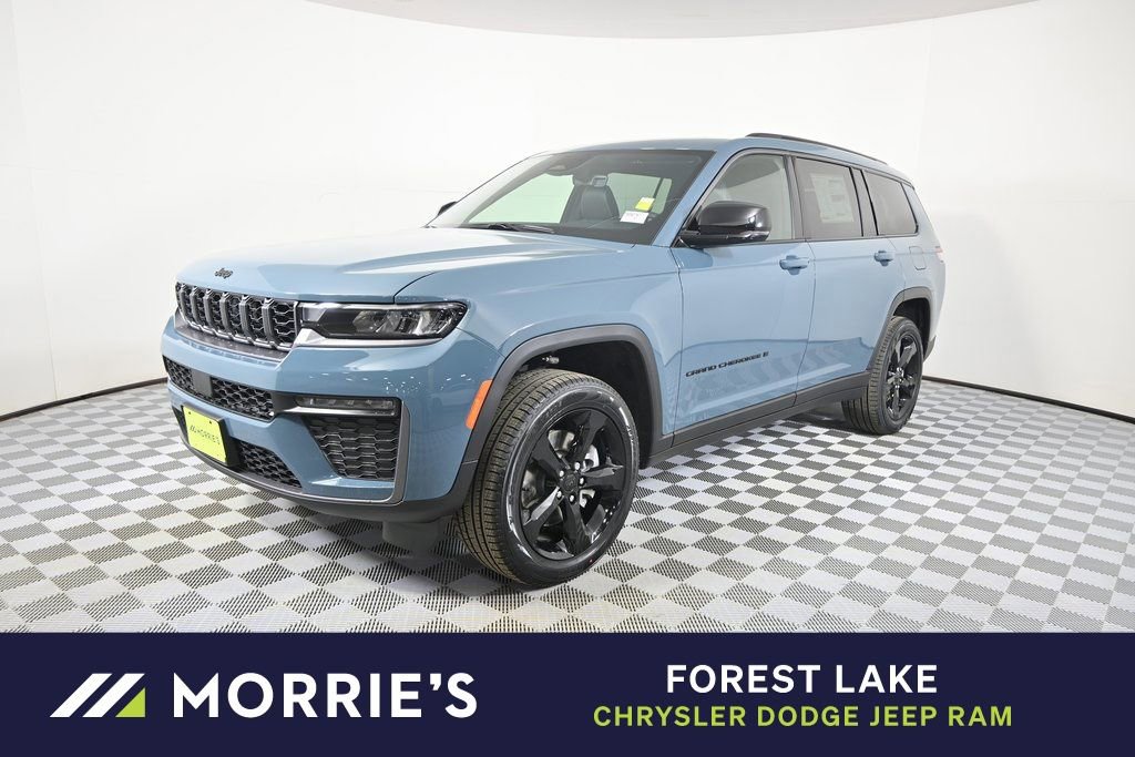 New 2026 Jeep Grand Cherokee L Limited w/ Limited Altitude Package AWD/4WD image 1