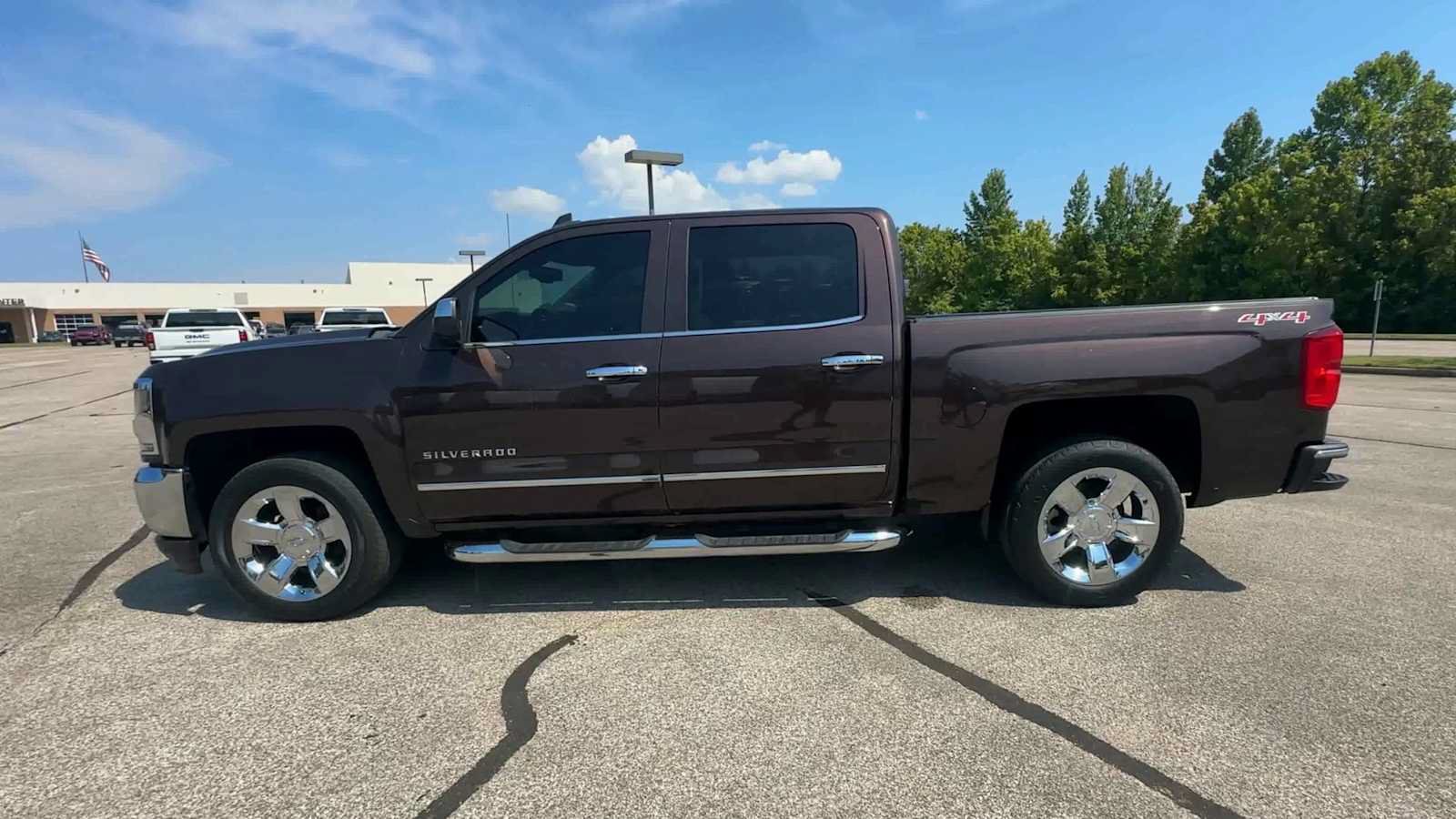 Used 2016 Chevrolet Silverado 1500 LTZ w/ Sport Package AWD/4WD image 5