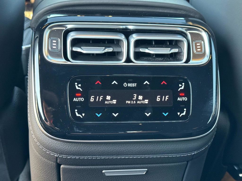 New 2026 Mercedes-Benz S 63 AMG S image 16