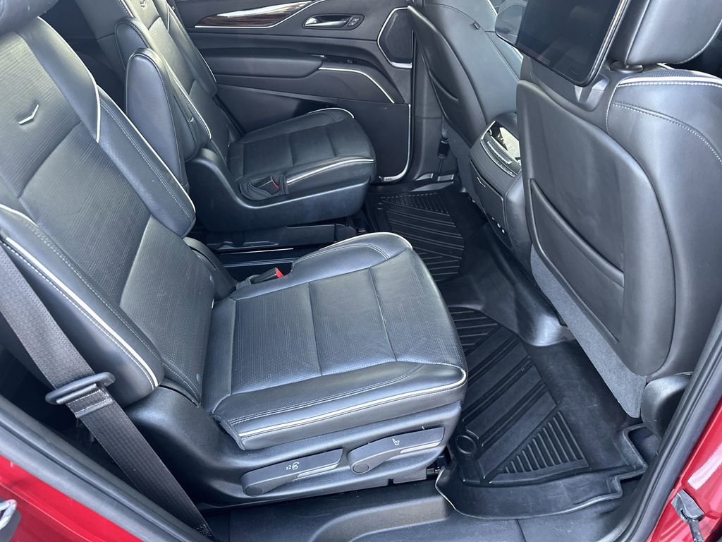 Used 2021 Cadillac Escalade Premium Luxury RWD image 33