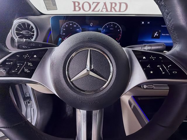 Used 2025 Mercedes-Benz GLB 250 image 13