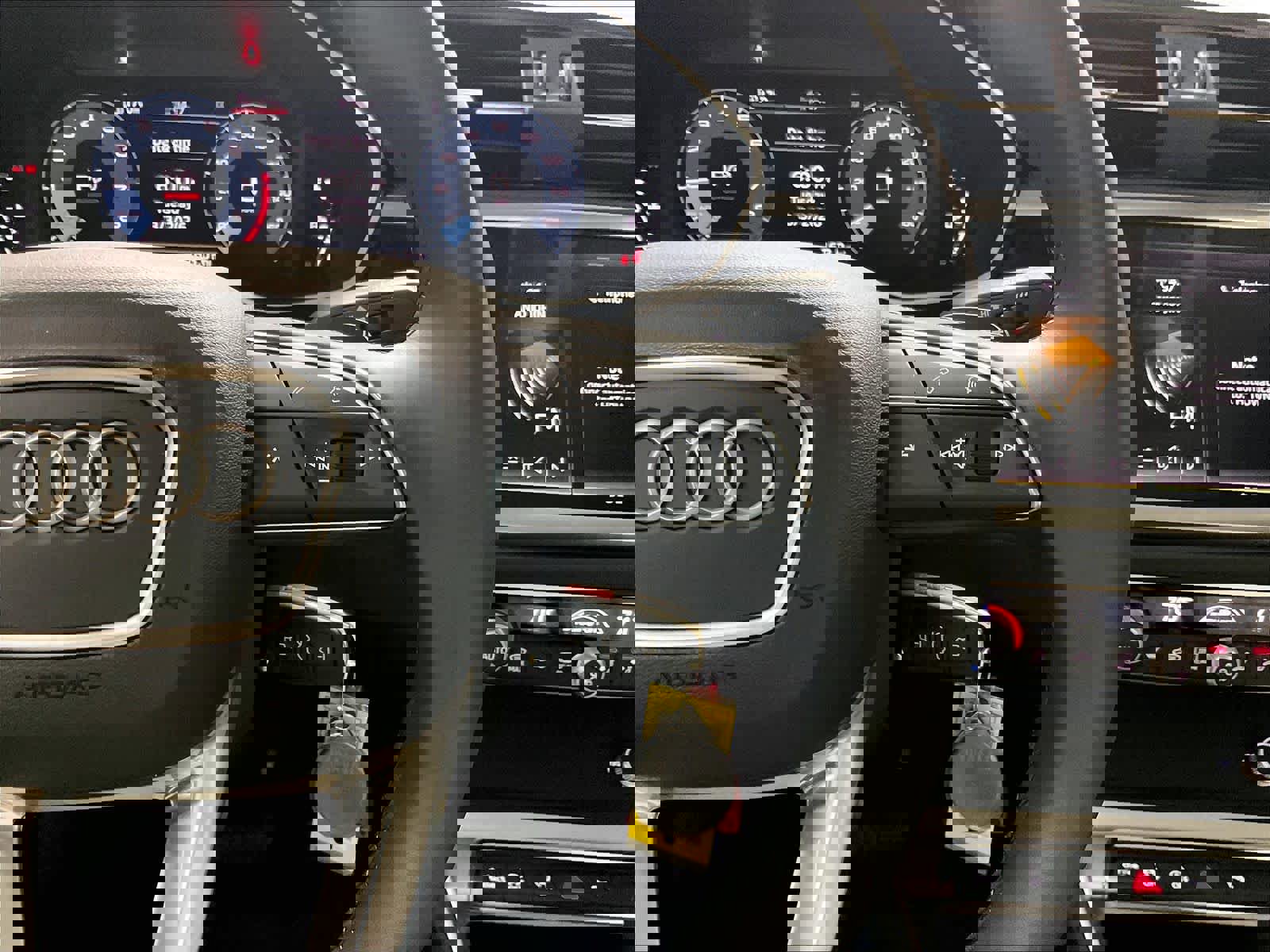 Certified 2025 Audi Q3 2.0T Premium image 20