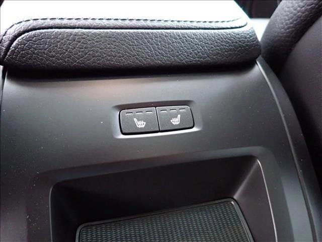 Used 2022 Volvo XC60 B5 Momentum image 11