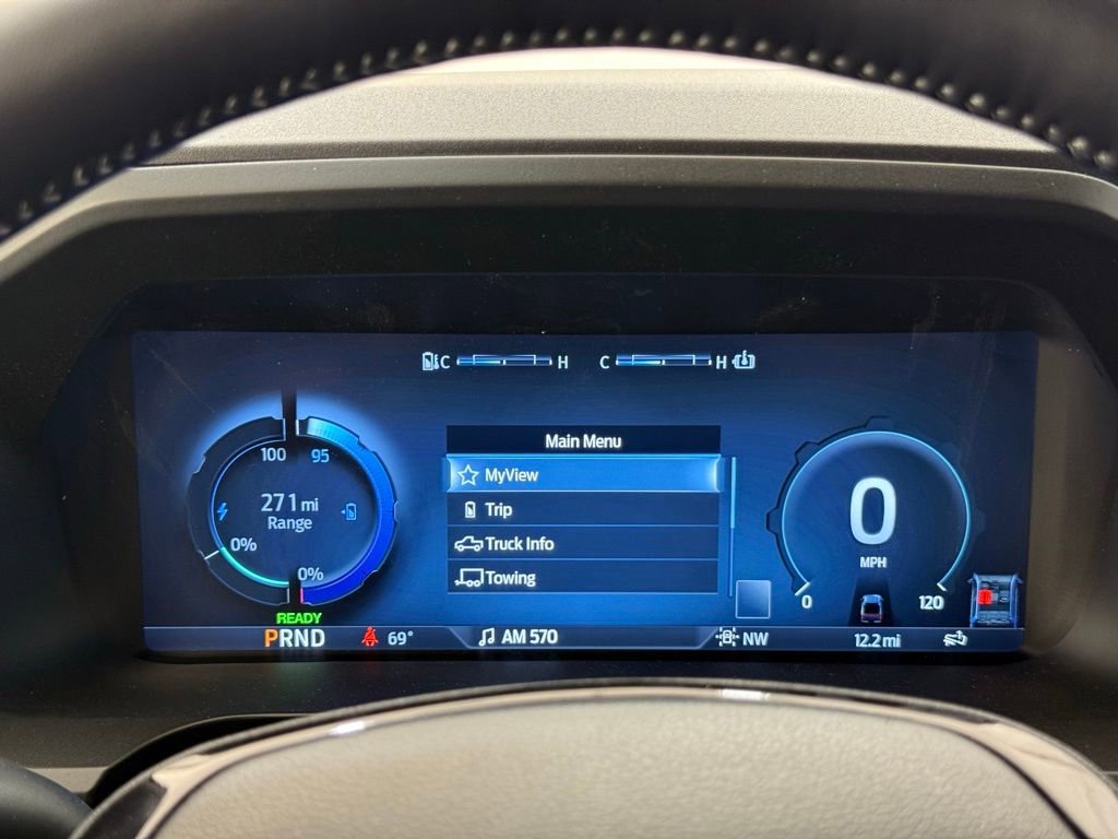 New 2025 Ford F150 Lightning Platinum image 33