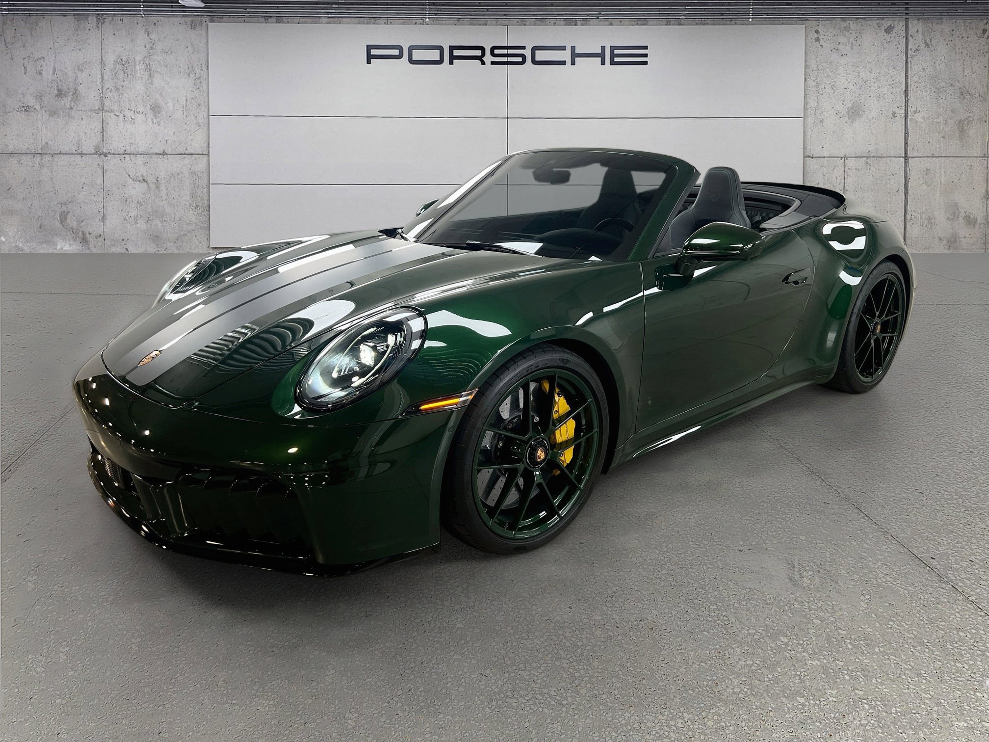 Certified 2026 Porsche 911 Carrera 4 GTS AWD/4WD image 34
