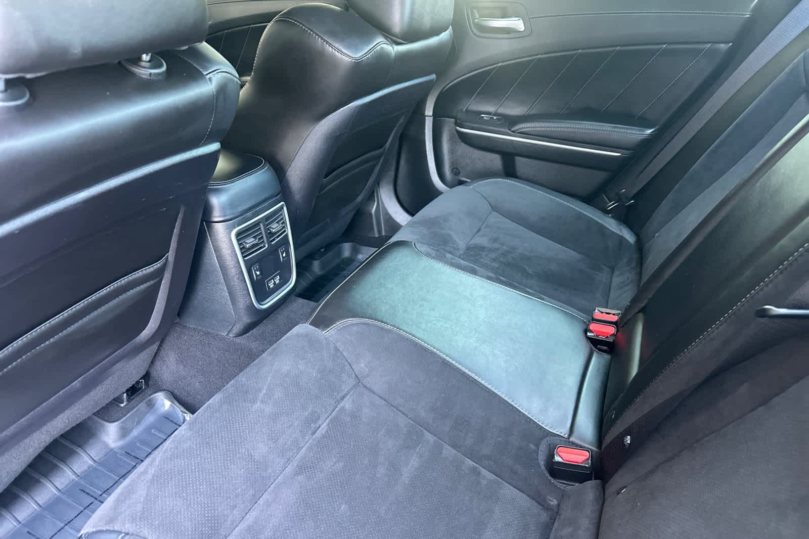 Used 2020 Dodge Charger GT w/ Plus Group RWD image 4