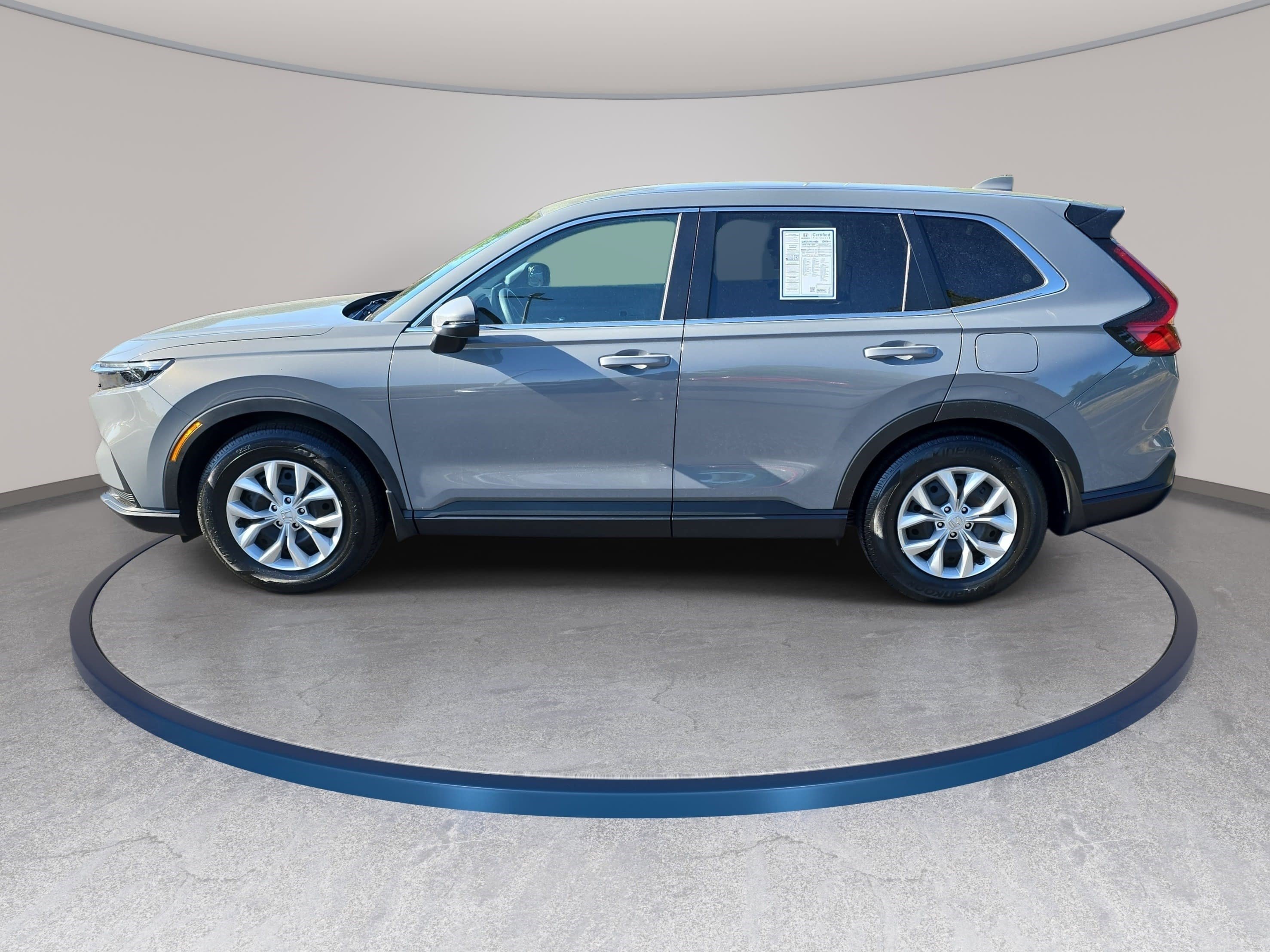 Used 2025 Honda CR-V LX image 7