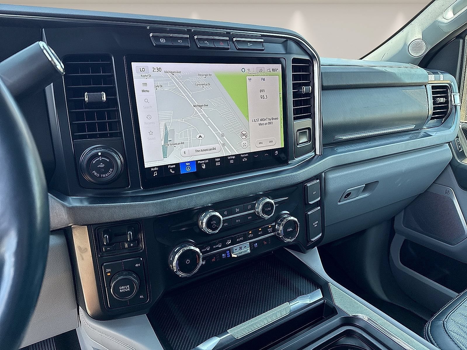 Used 2024 Ford F350 Limited AWD/4WD image 19