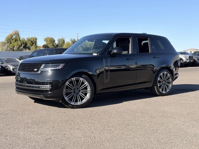 Used 2025 Land Rover Range Rover Autobiography image 2