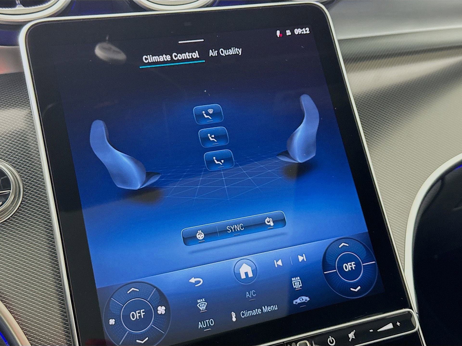 New 2026 Mercedes-Benz GLC 300 4MATIC image 17