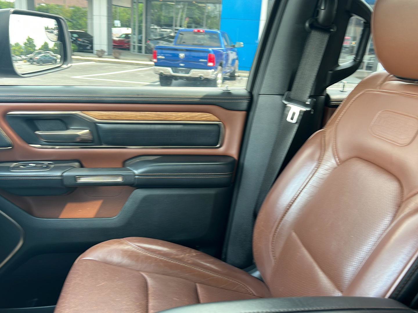 Used 2019 RAM 1500 Limited AWD/4WD image 12