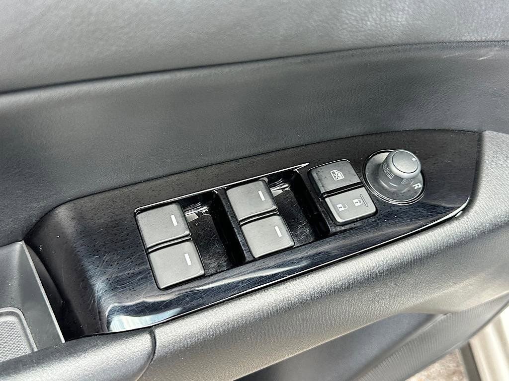 Used 2025 MAZDA CX-5 AWD 2.5 S w/ Preferred Package image 15