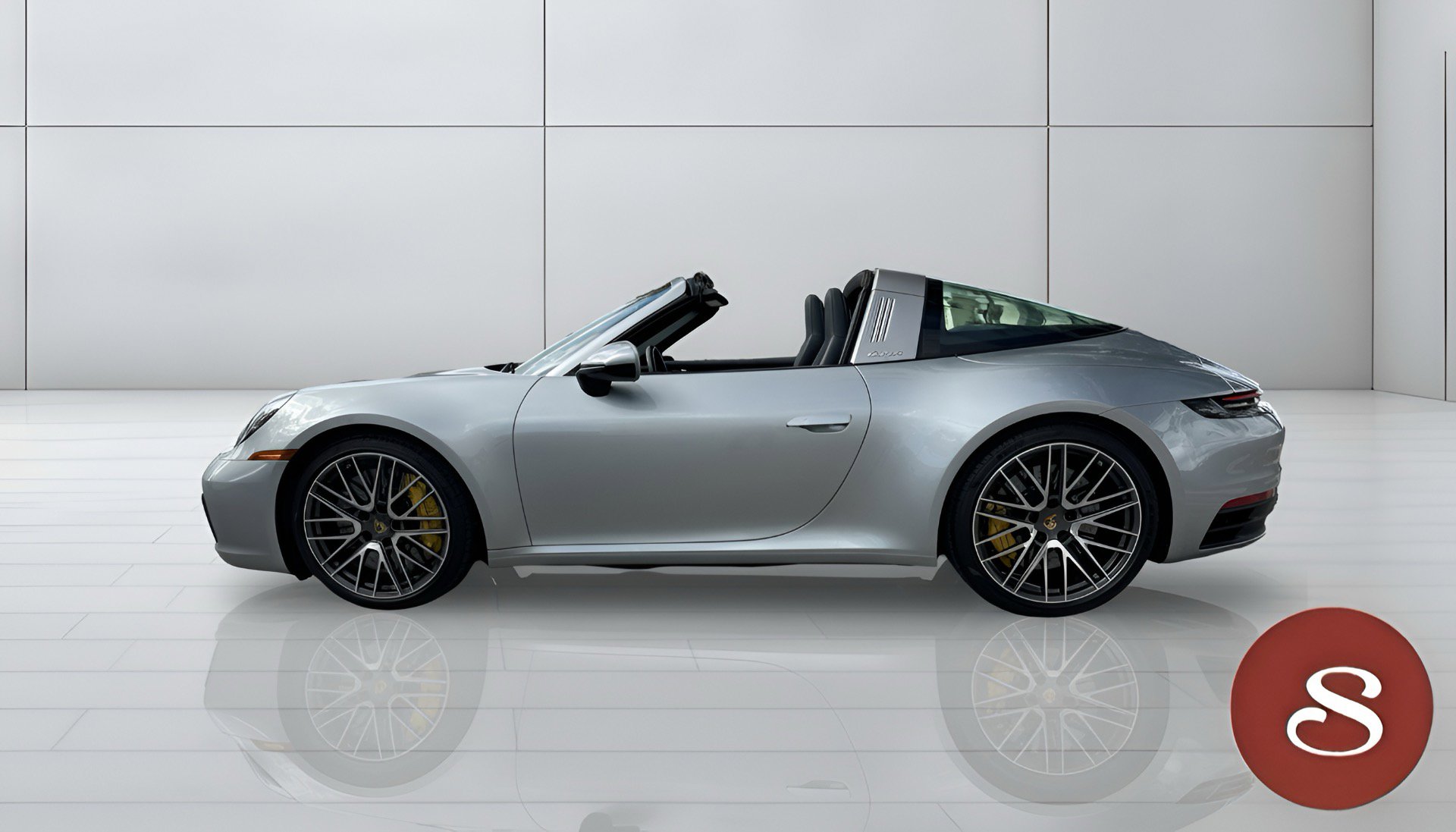Used 2021 Porsche 911 Targa 4S w/ Sport Package image 3