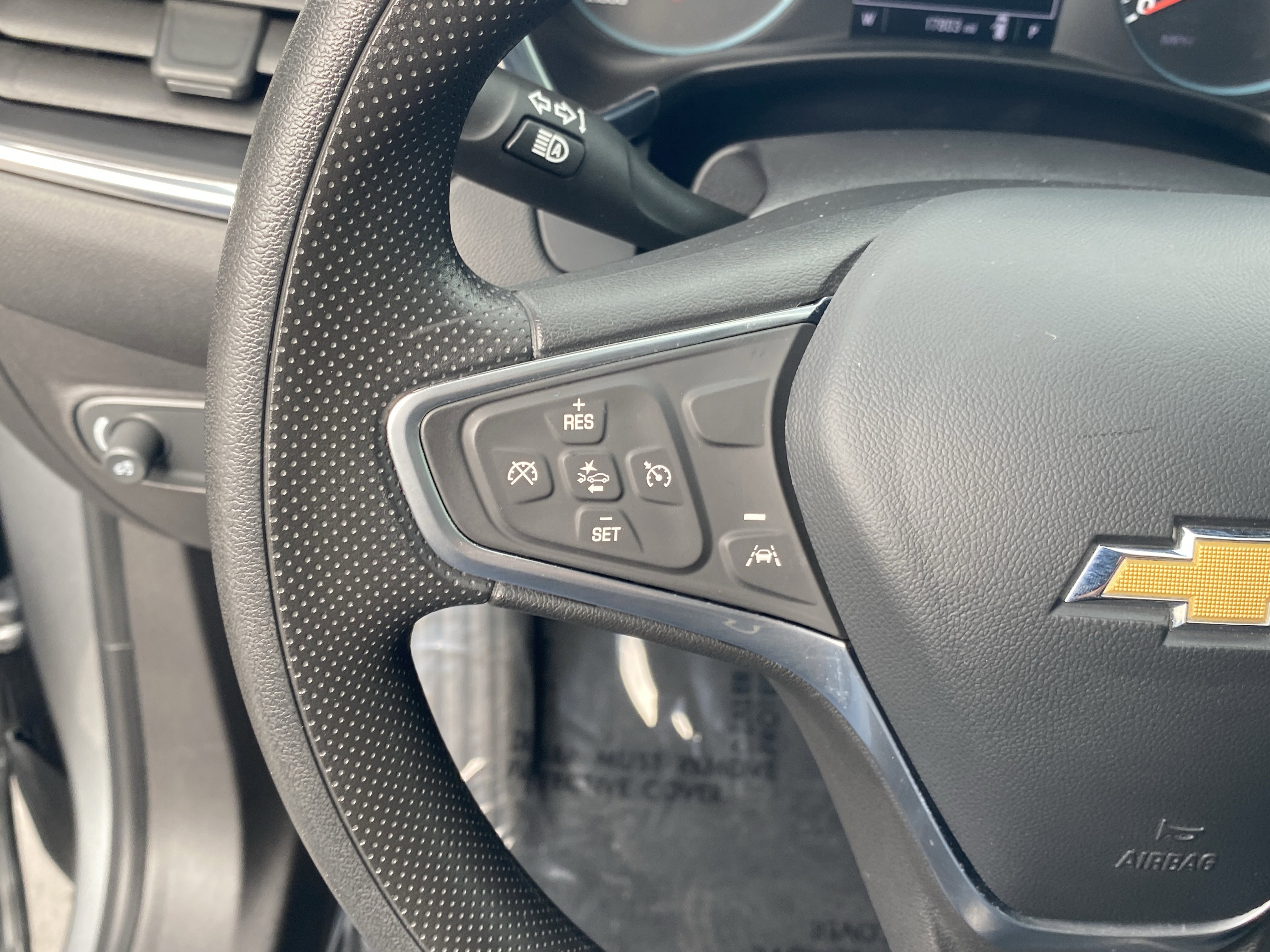 Used 2023 Chevrolet Equinox LS image 25