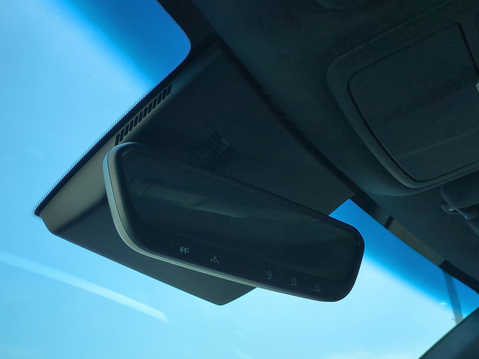 Used 2023 Genesis G70 3.3T image 27