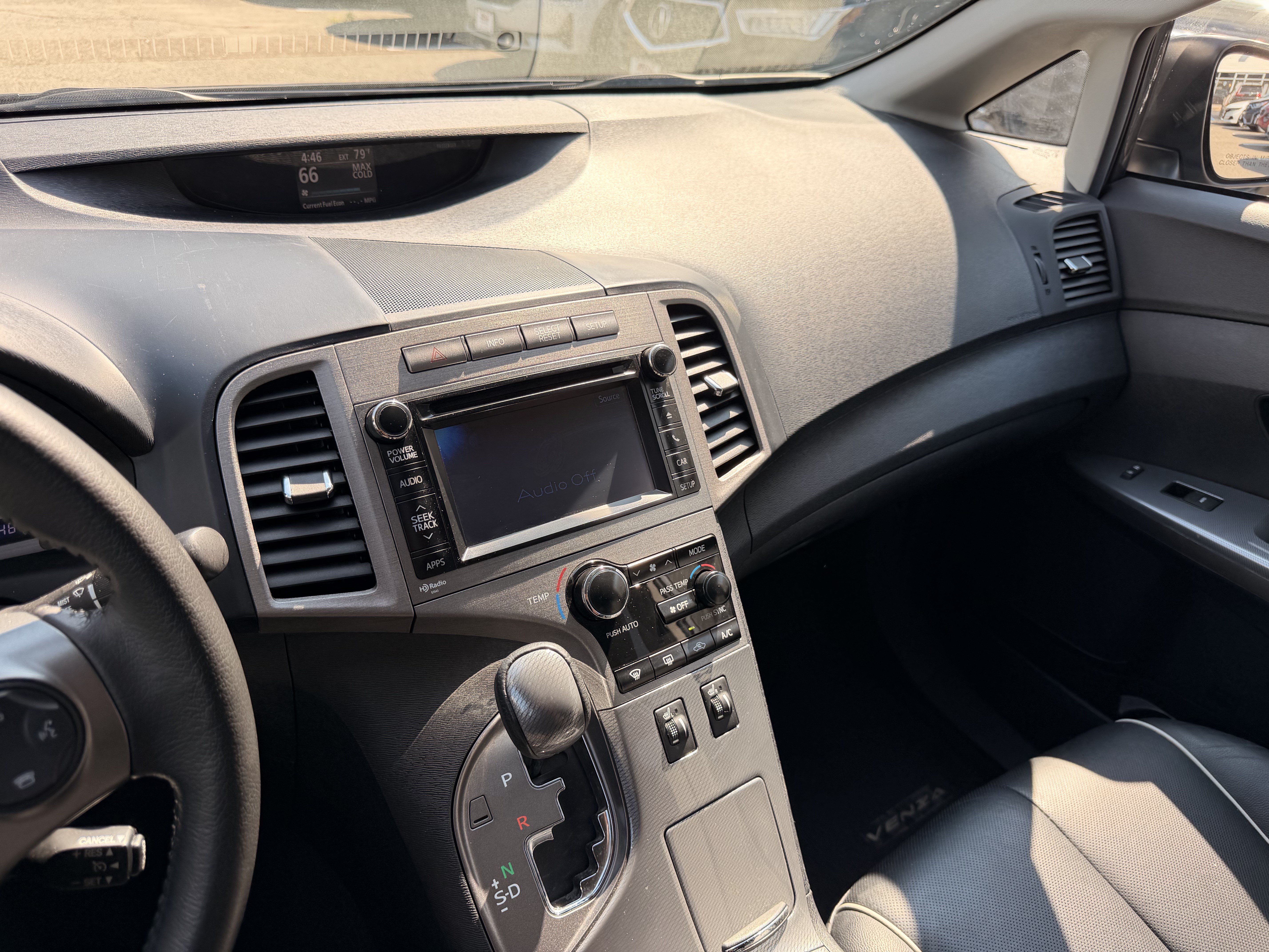 Used 2013 Toyota Venza XLE FWD image 17