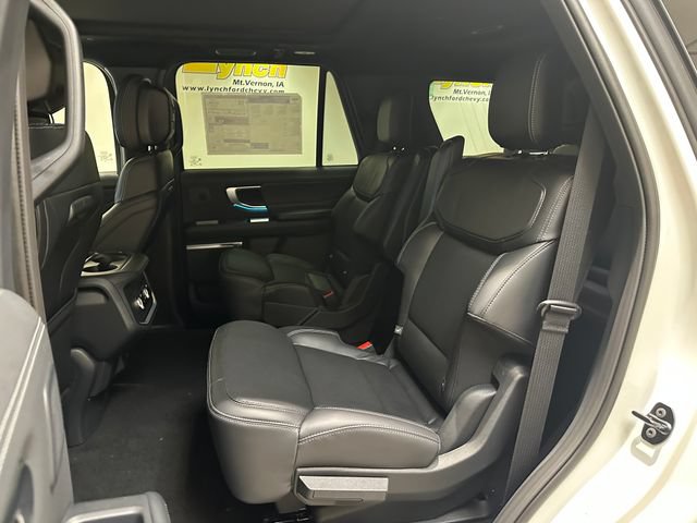 New 2027 Ford Expedition Platinum w/ Stealth Performance Package AWD/4WD image 23
