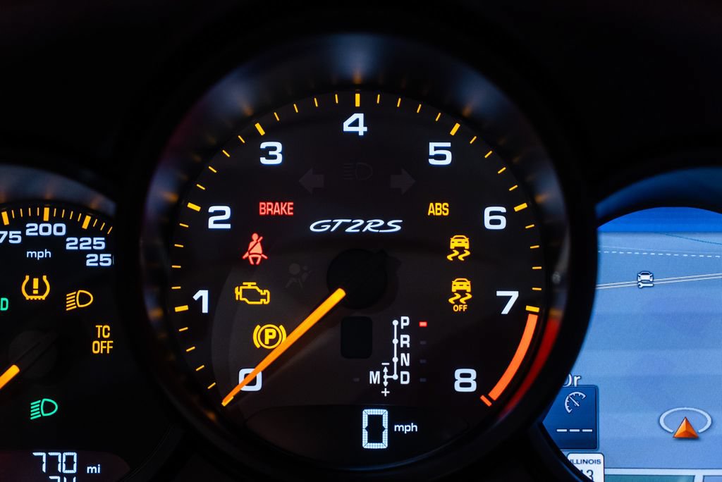 Used 2018 Porsche 911 GT2 RS RWD image 30