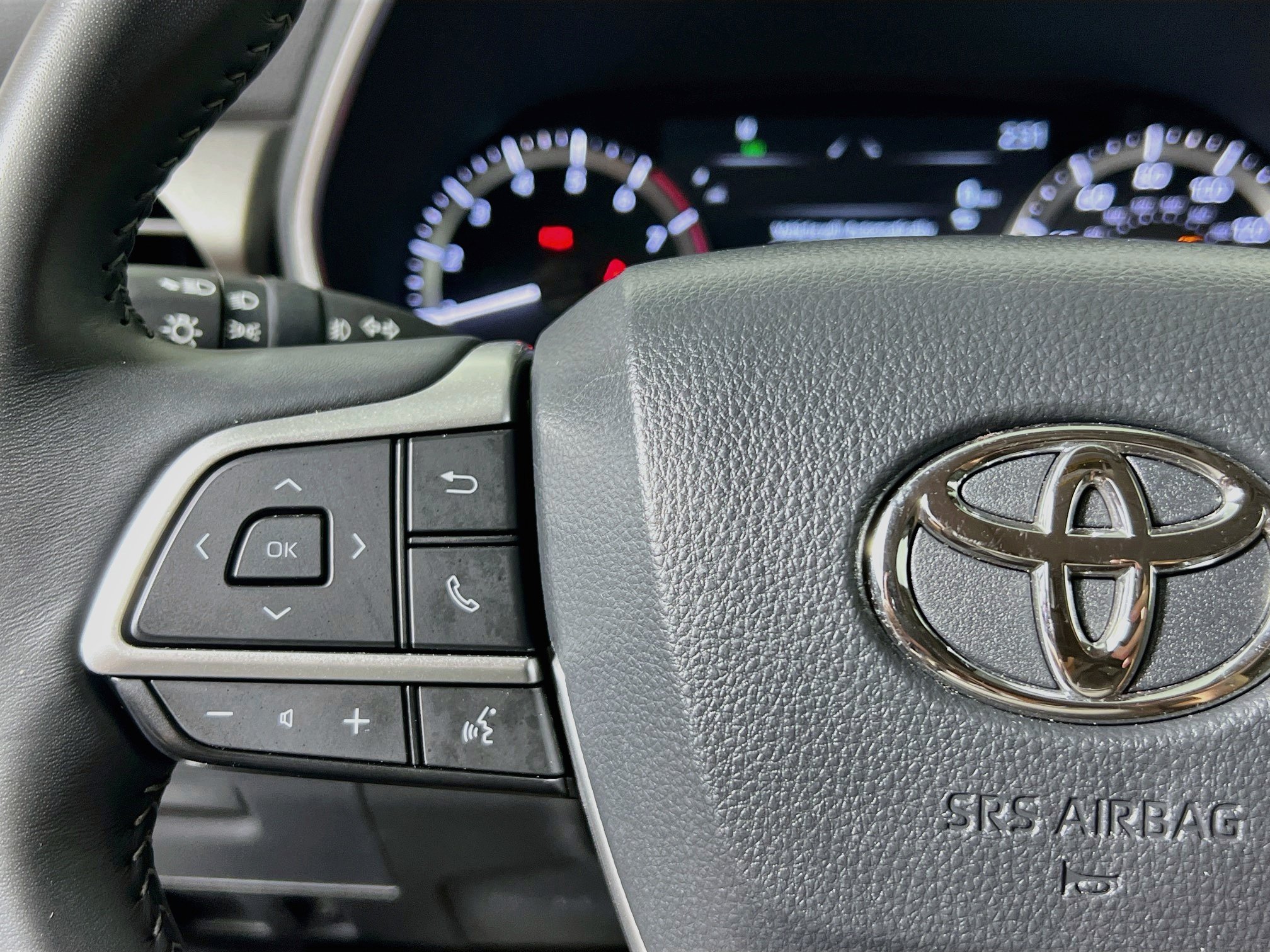 Used 2026 Toyota Highlander XLE AWD/4WD image 18