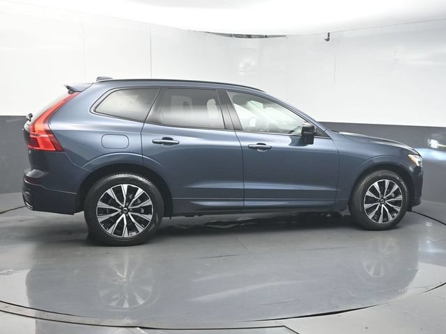 Certified 2024 Volvo XC60 B5 Core AWD/4WD image 8