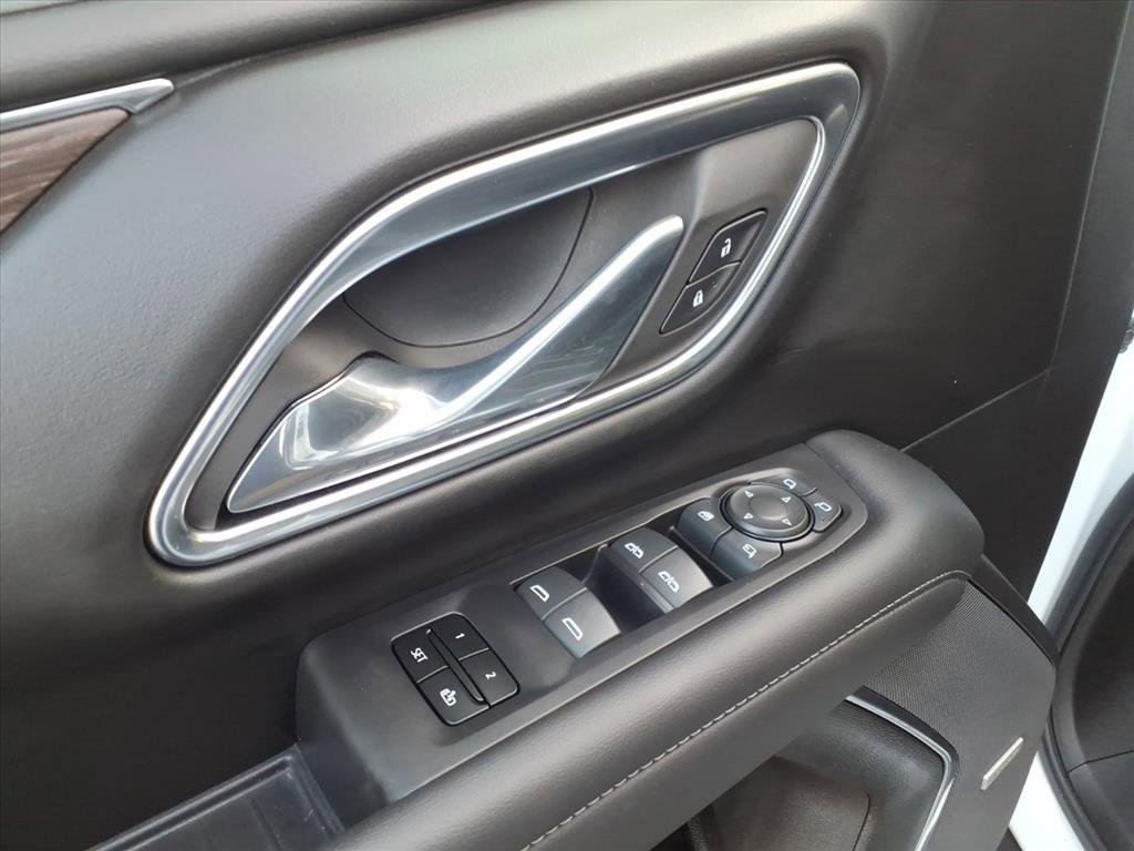 Used 2024 Chevrolet Tahoe Z71 w/ Luxury Package image 17