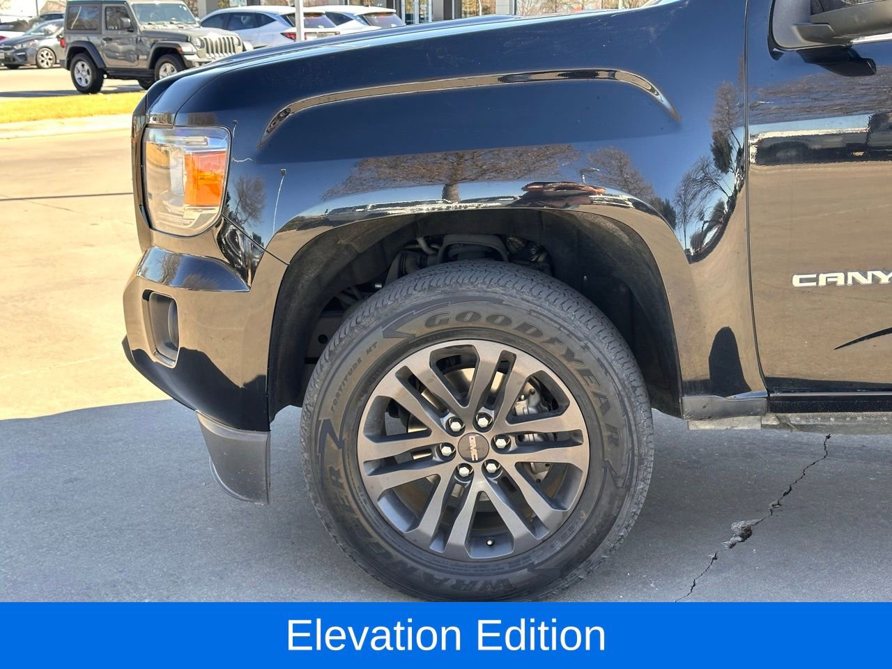 Used 2019 GMC Canyon SLE w/ Elevation Edition image 5