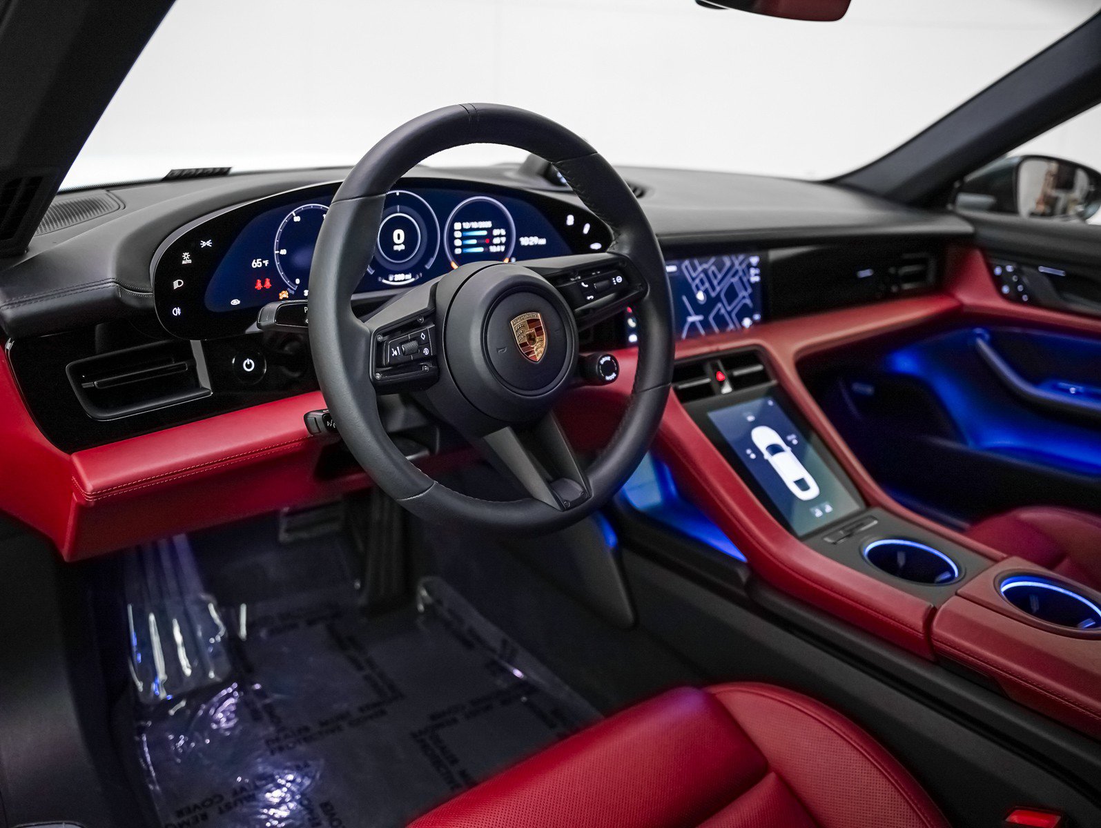 Used 2021 Porsche Taycan 4S image 4