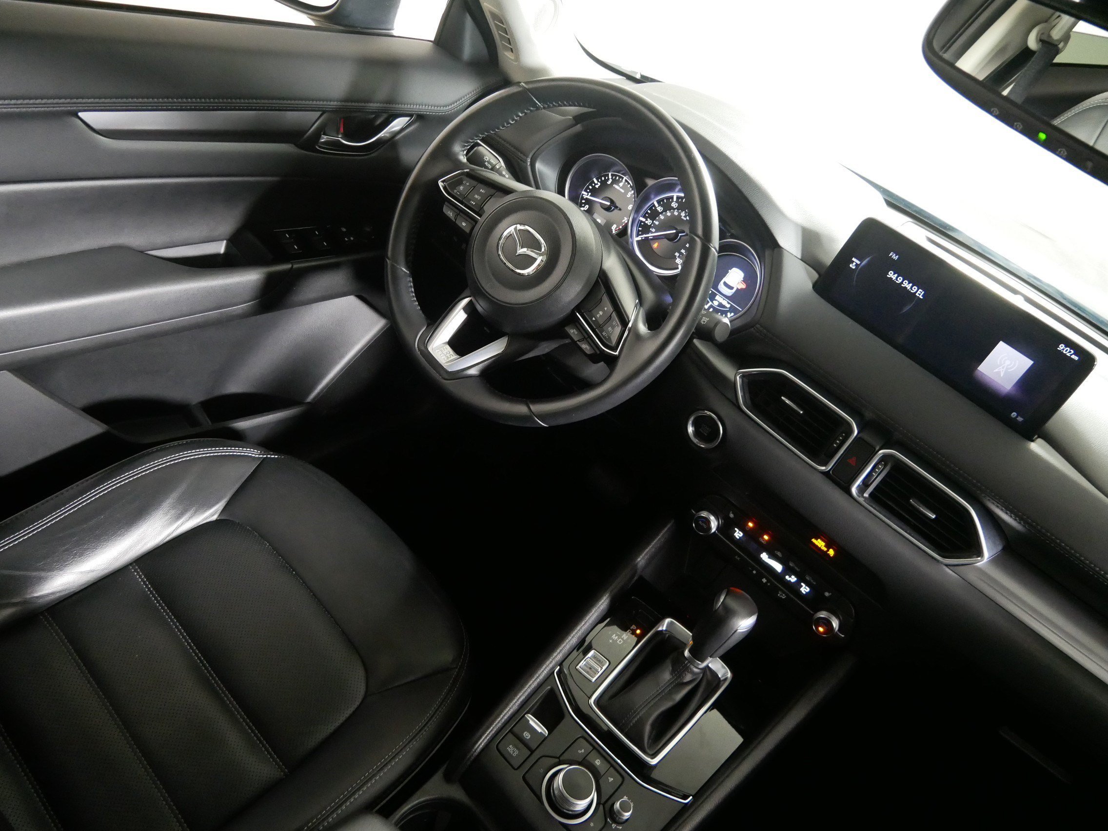 Used 2025 MAZDA CX-5 AWD 2.5 S w/ Preferred Package image 9