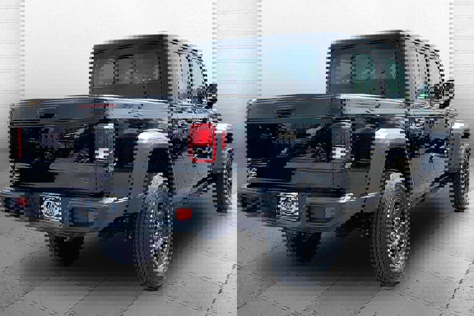 Used 2024 Jeep Gladiator Sport image 12