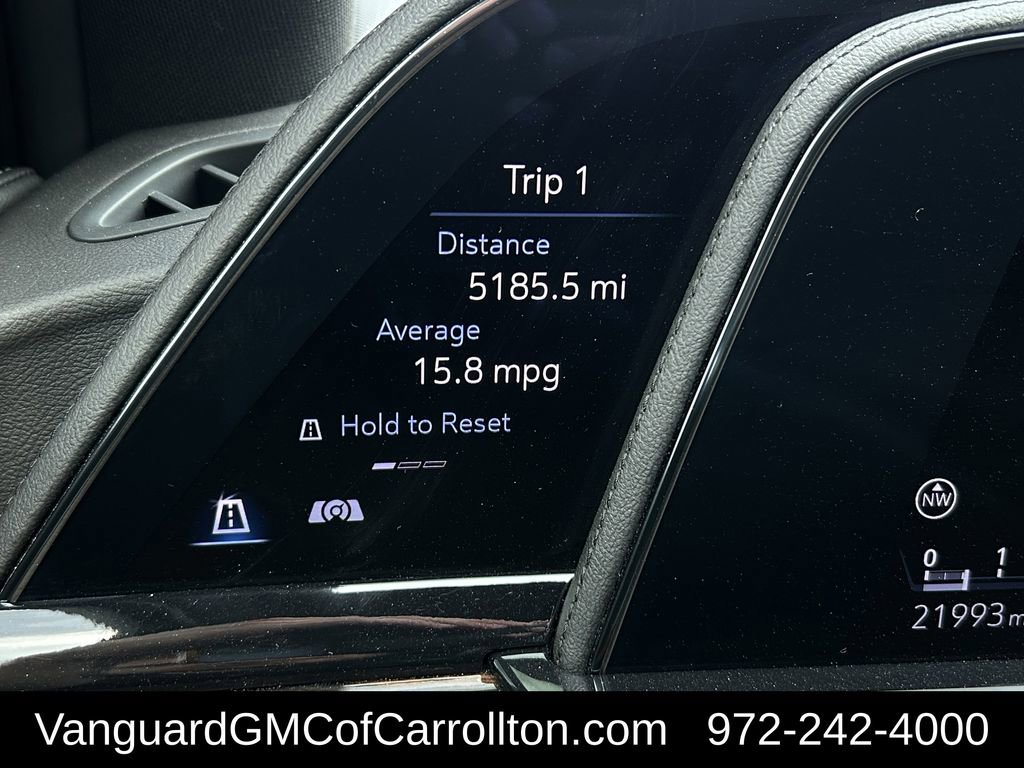 Used 2024 Cadillac Escalade ESV Luxury image 20