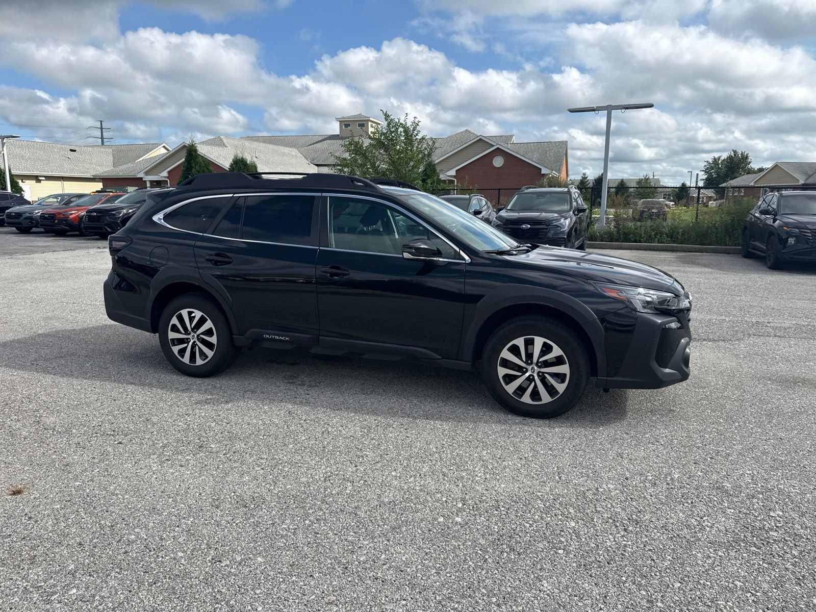 Certified 2024 Subaru Outback Premium AWD/4WD image 9