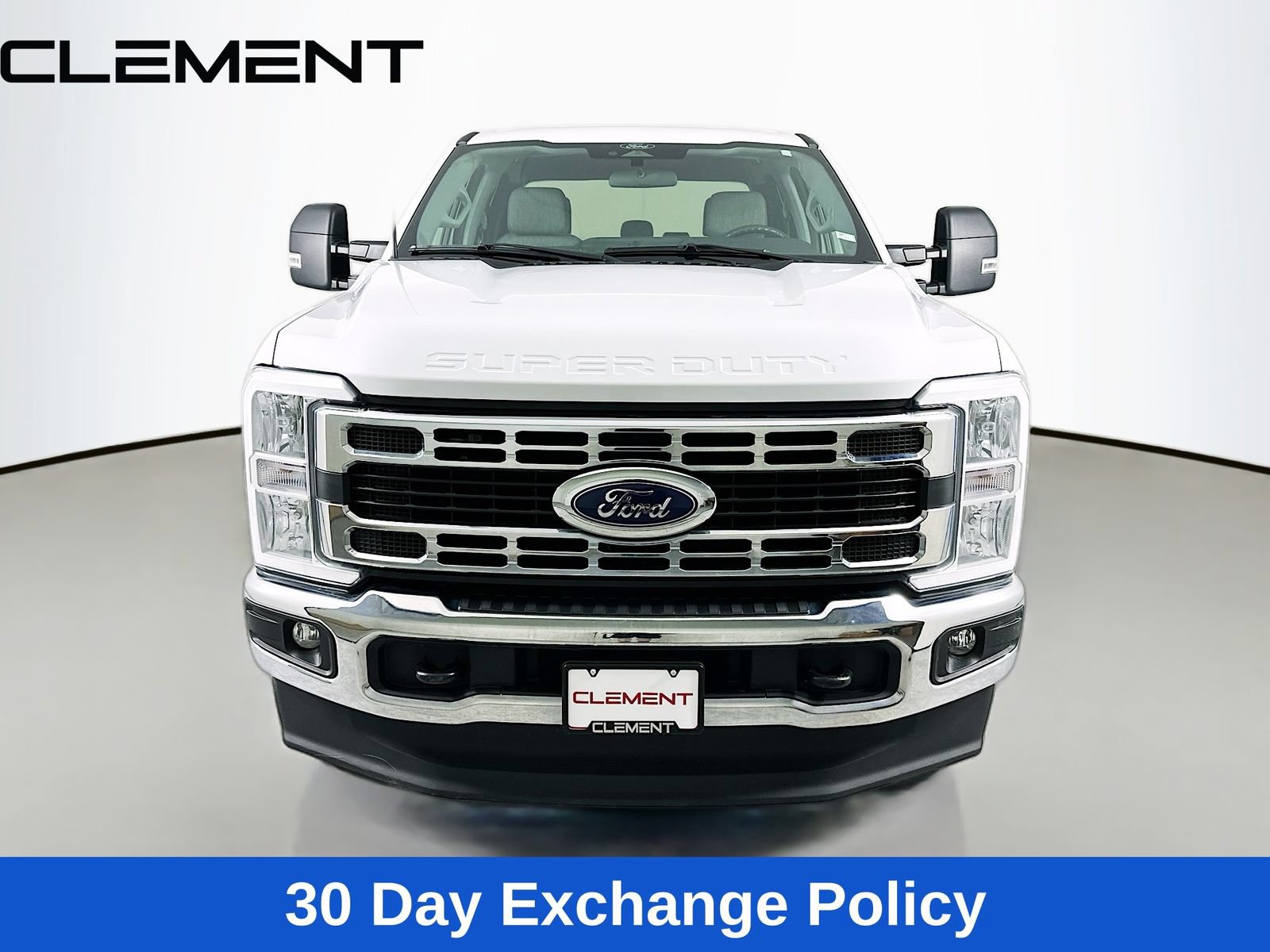 Used 2024 Ford F350 XLT AWD/4WD image 3