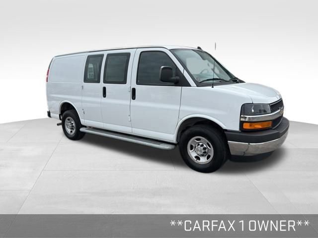 Used 2024 Chevrolet Express 2500 w/ Driver Convenience Package image 2