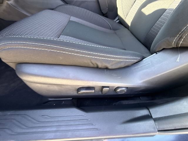 Certified 2025 Subaru Outback Premium image 12