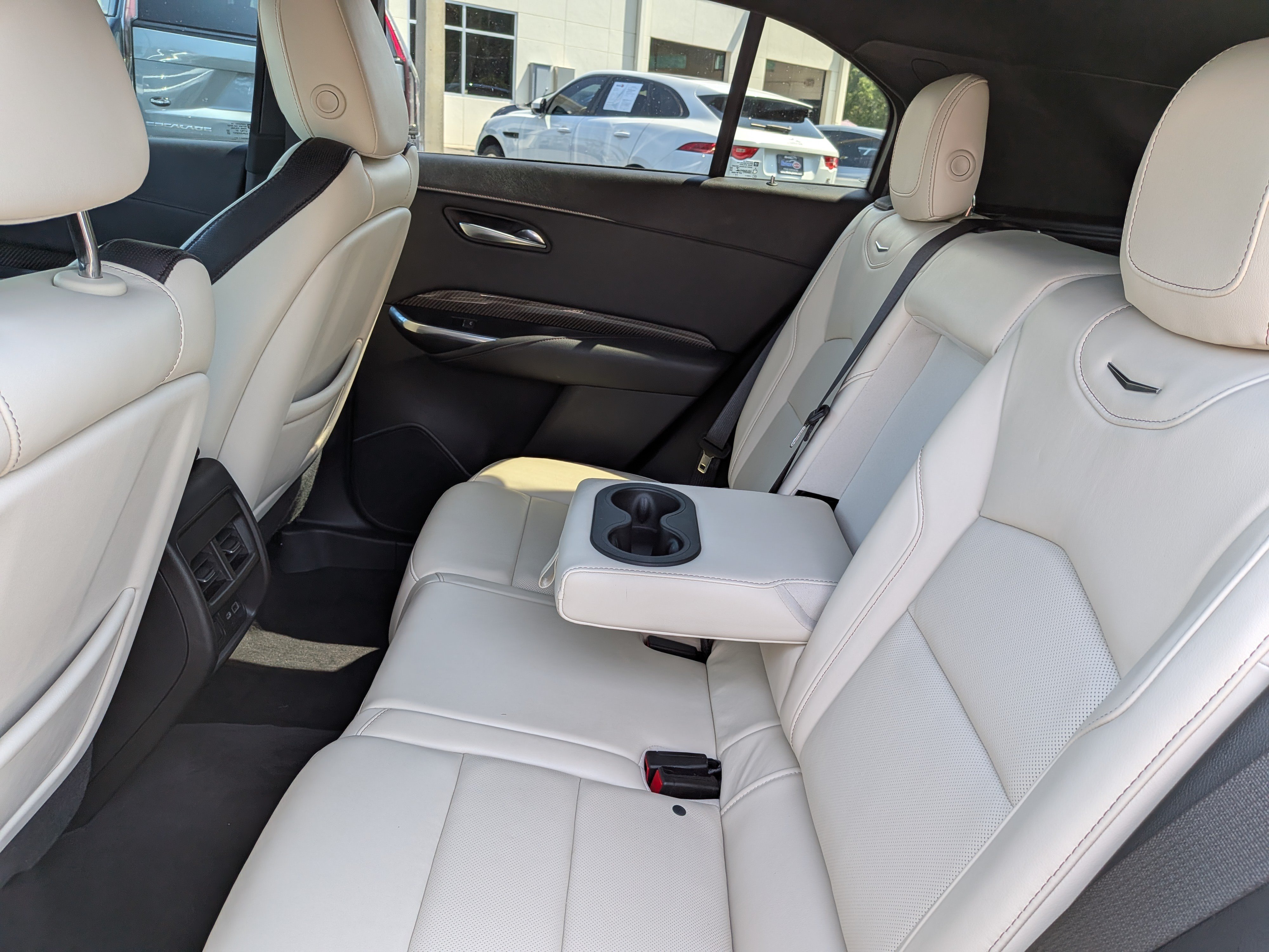 Certified 2019 Cadillac XT4 Sport FWD image 14