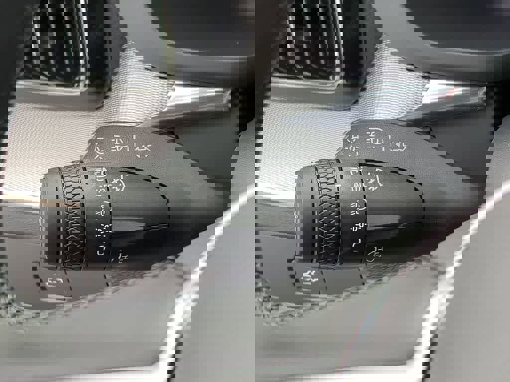 Used 2026 Volvo XC60 B5 Ultra w/ Protection Package Premier image 25