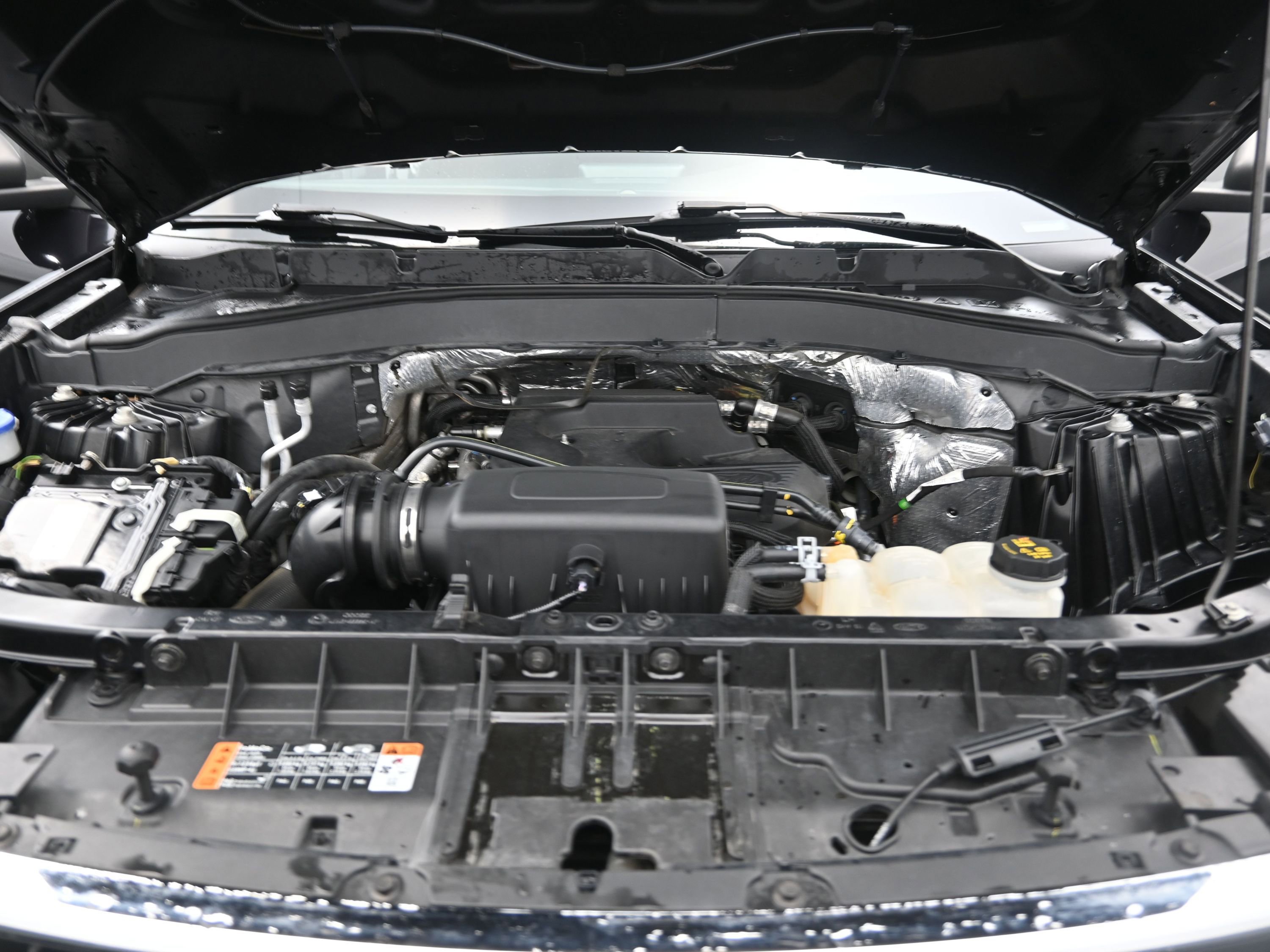 Used 2020 Ford Explorer XLT w/ Class III Trailer Tow Package image 25