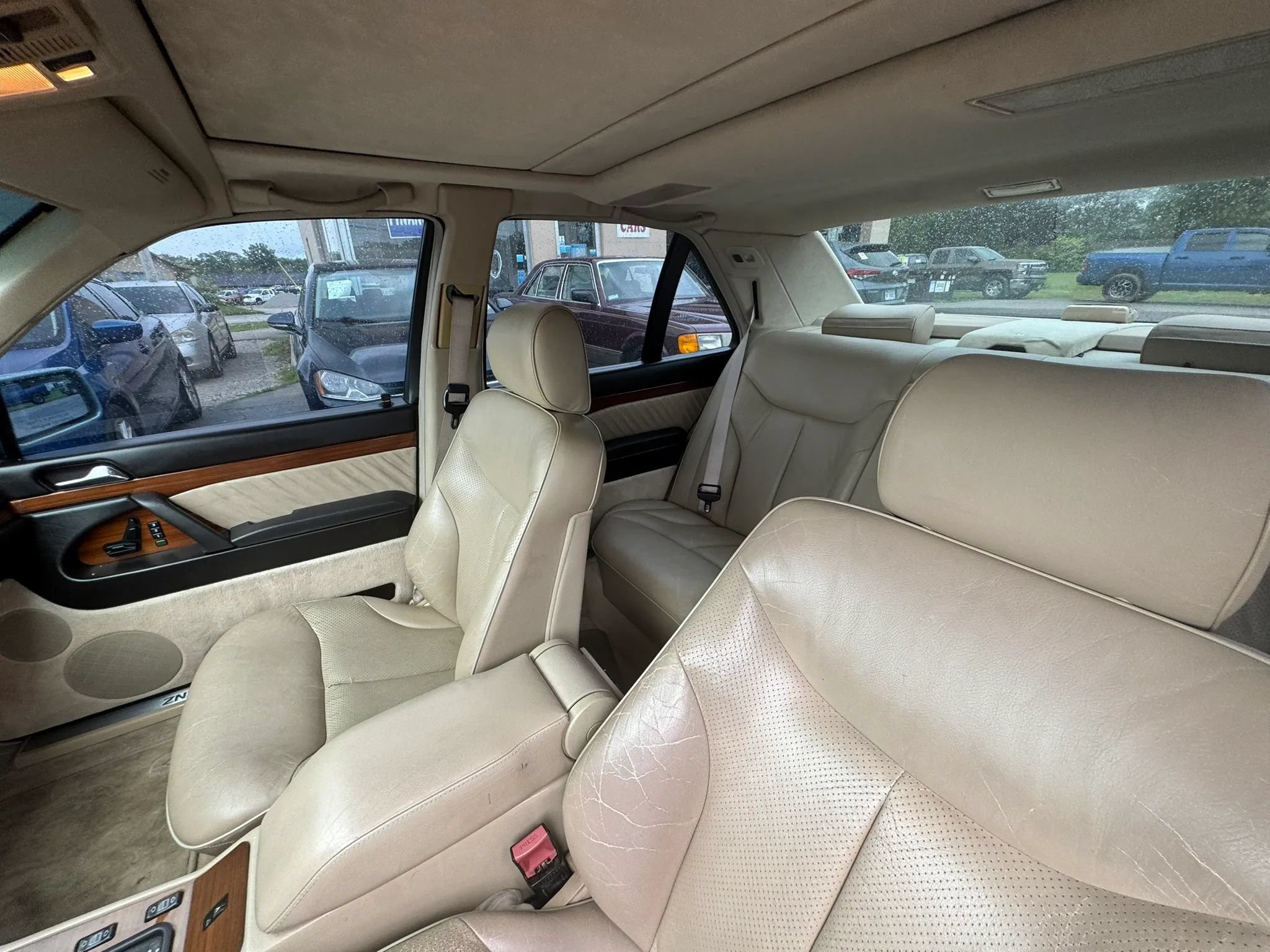 Used 1992 Mercedes-Benz 400 E image 13