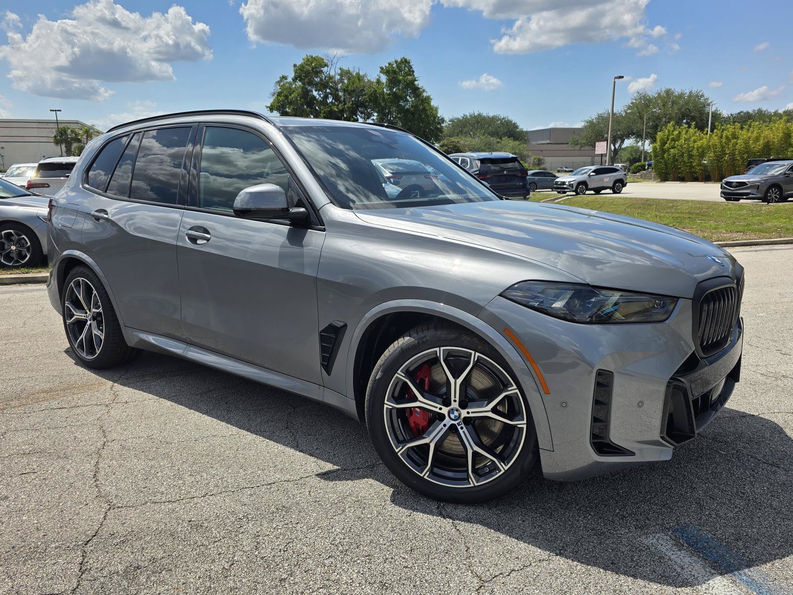 New 2026 BMW X5 xDrive50e w/ M Sport Package AWD/4WD image 26