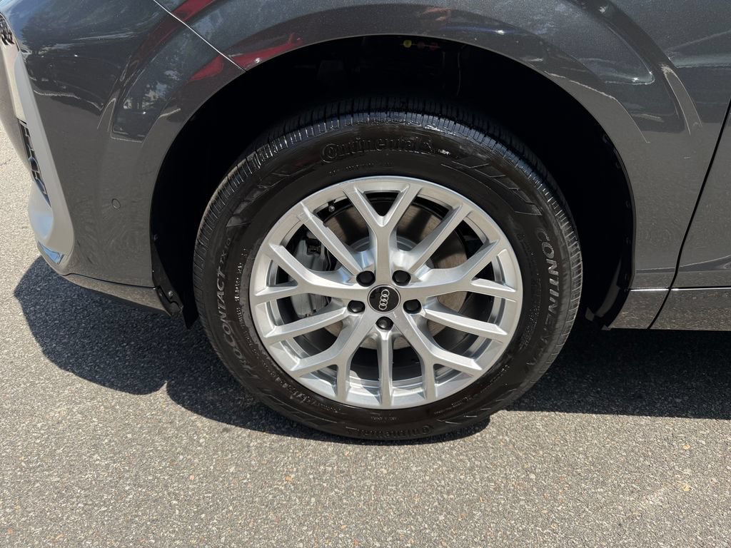 New 2026 Audi Q3 quattro 2.0T AWD/4WD image 8