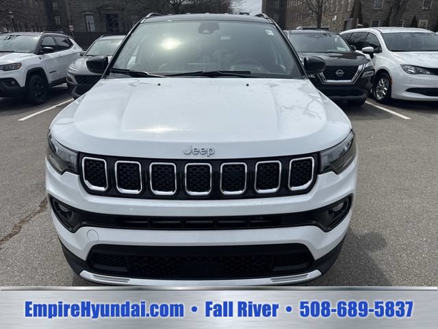 Used 2024 Jeep Compass Limited AWD/4WD image 10