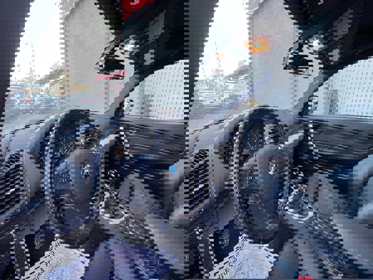 Used 2013 BMW 135i Coupe image 10