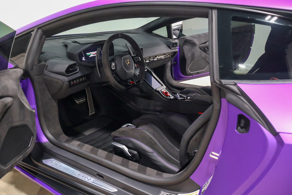 Used 2024 Lamborghini Huracan Sterrato AWD/4WD image 19